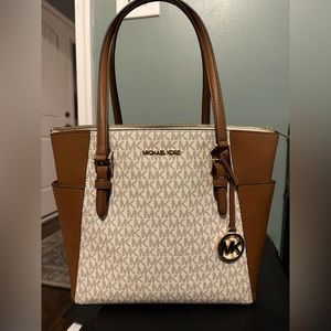 Michael Kors Shoulder Bag